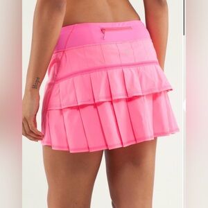 Lululemon Pace Setter Pinkalicious Skirt Size 4